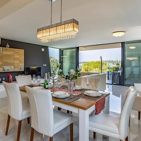 Cozy In Appartamento Pola