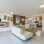 Appartement Beach Front Apartment In Pula