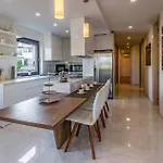 Beach Front Apartment In Pula Appartement Pula