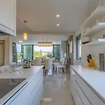 Beach Front Apartment In Pula Pula
