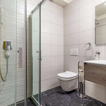 Apartment Cozy In Pula